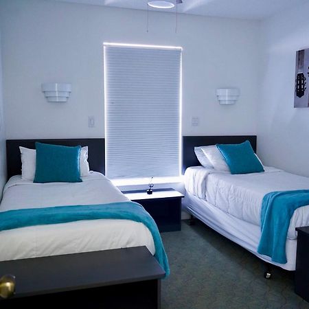 Enchanting Escape 3 Bedroom Minutes From Disney! Kissimmee Esterno foto