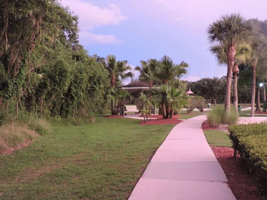 Enchanting Escape 3 Bedroom Minutes From Disney! Kissimmee Esterno foto