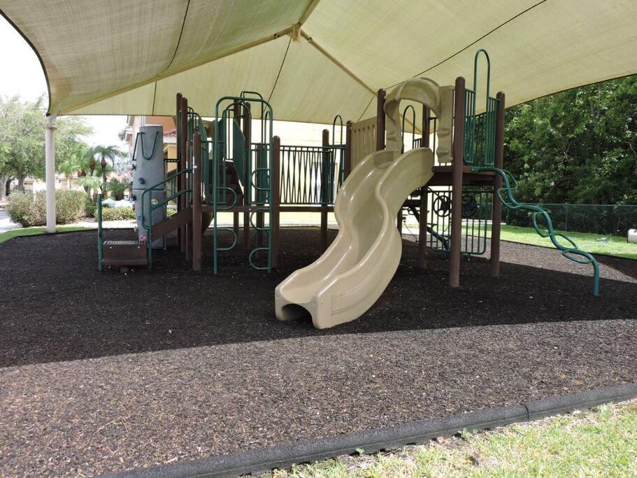 Enchanting Escape 3 Bedroom Minutes From Disney! Kissimmee Esterno foto